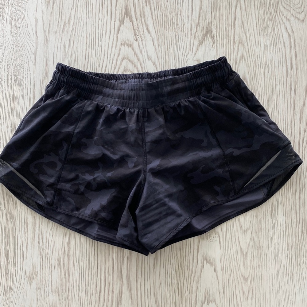 Lululemon Tracker short Camo